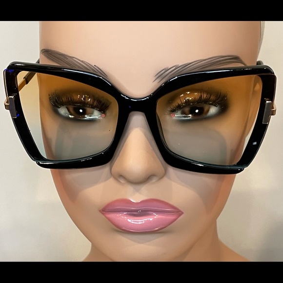 Black Butterfly Sunglasses - Picture 2 of 6